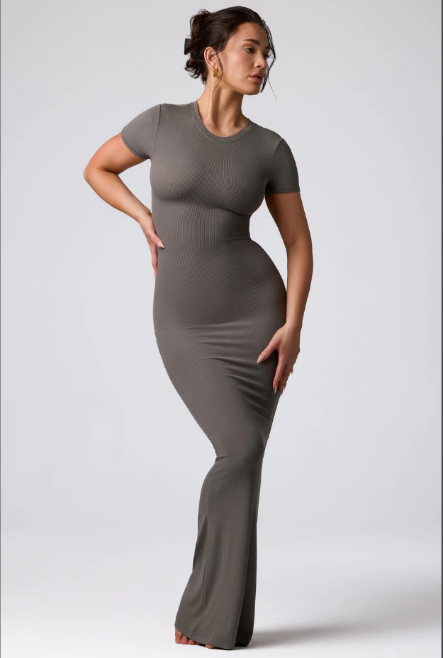 Loka™ Ribbed dress