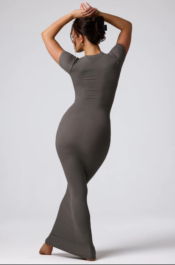 Loka™ Ribbed dress