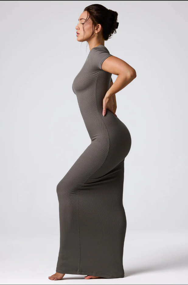 Loka™ Ribbed dress